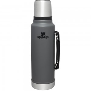 Charcoal Grey Stanley Classic Legendary Vacuum Insulated Bottle | 1.5 QT Vacuum Bottles | 39402RJEB