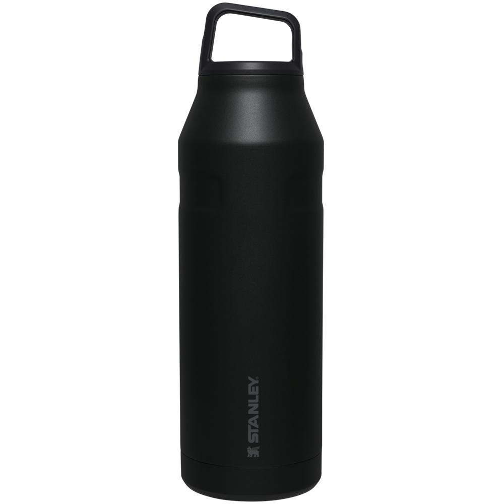 Black Stanley IceFlow™ Bottle with Cap and Carry+ Lid | 50 OZ Water Bottles | 79081ZJHQ