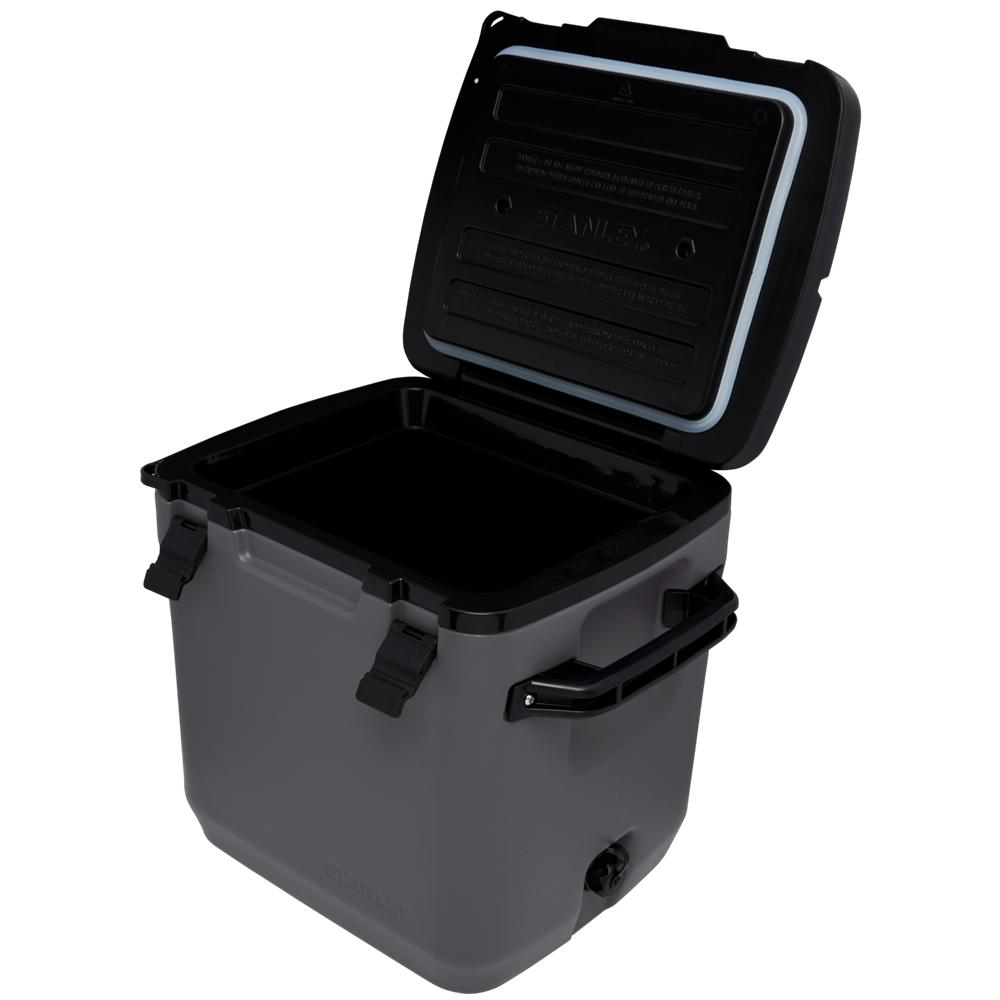 Charcoal Grey Stanley Adventure Series Hard Cooler | 30 QT Bags | 70945GTJQ