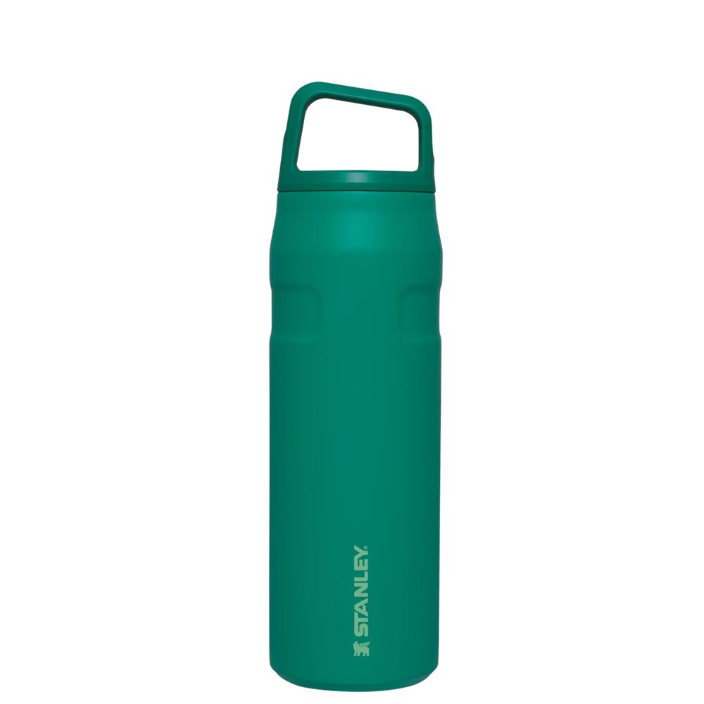 Green Stanley IceFlow™ Bottle with Cap and Carry+ Lid | 24 OZ Water Bottles | 56903CPQD