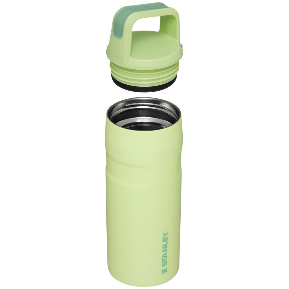 Green Stanley IceFlow™ Bottle with Cap and Carry+ Lid | 16 OZ Water Bottles | 74690XMLQ