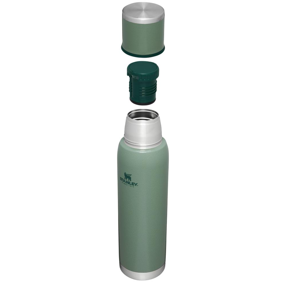 Hammertone Green Stanley Adventure To-Go Bottle | 1.4 QT Vacuum Bottles | 82709SOMT