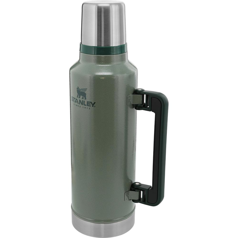 Hammertone Green Stanley Classic Legendary Vacuum Insulated Bottle | 2 QT Vacuum Bottles | 64781WZFM