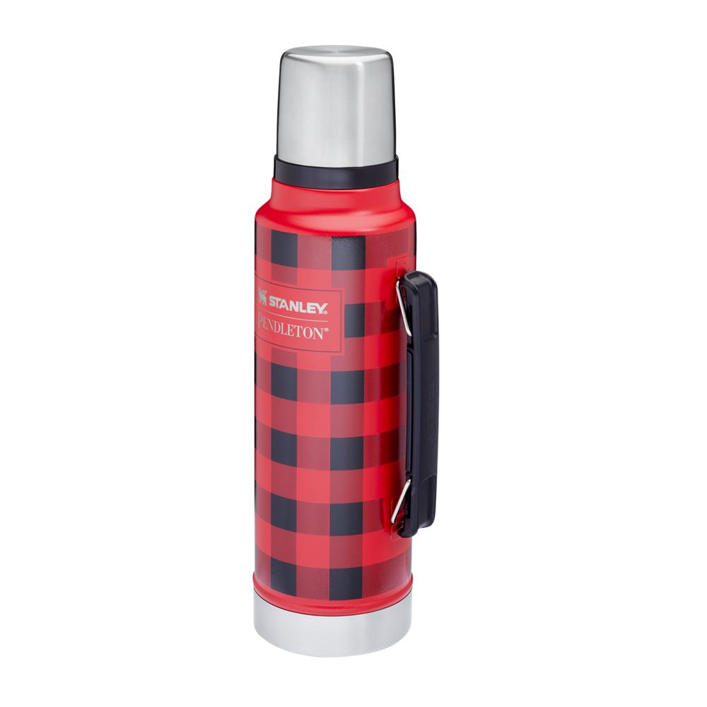 Red Stanley Stanley x Pendleton Classic Bottle | Buffalo Check | 1.5 QT Vacuum Bottles | 56102LWPT