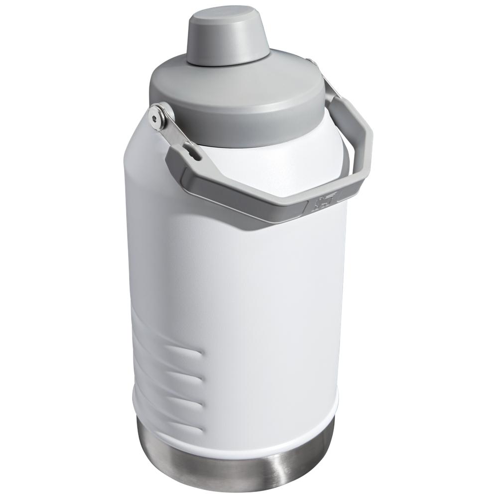 White Stanley IceFlow™ Jug with Fast Flow Lid | 64 OZ Water Bottles | 58342NGPJ