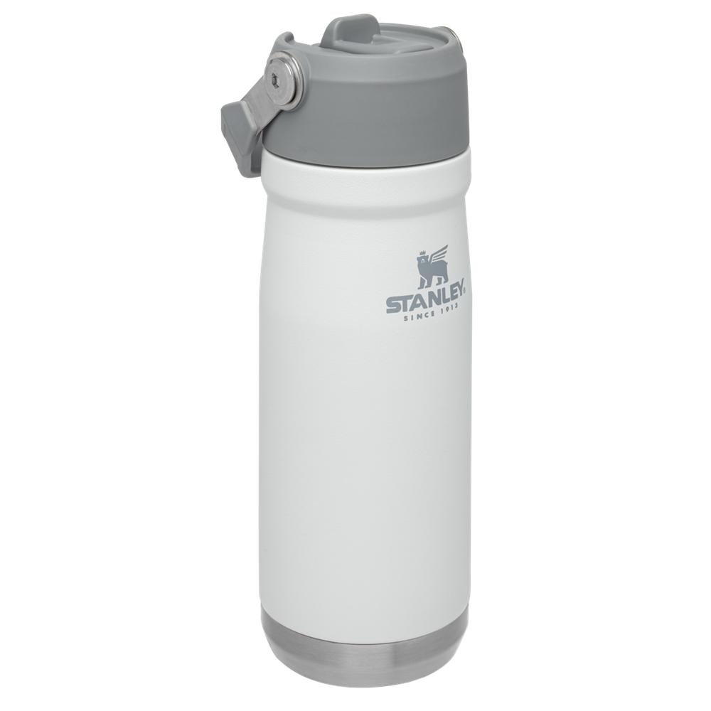 White Stanley The IceFlow Flip Straw Water Bottle | 22 OZ | Insulated Bottle | Stanl Water Bottles | 01483FRAD